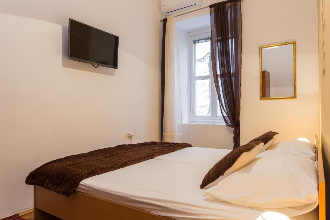 Lovely Room In Old Town Dubrovnik Bagian luar foto